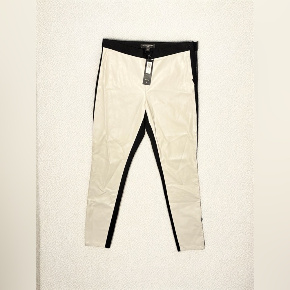 Banana Republic Black and Cream Sloan Fit pants leggings